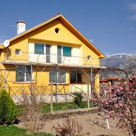Вила В С. Габарево, Долината На Розите. Gabarevo Exteriör bild